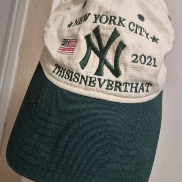 디네뎃 뉴에라 콜라보 볼캡 상태 최상