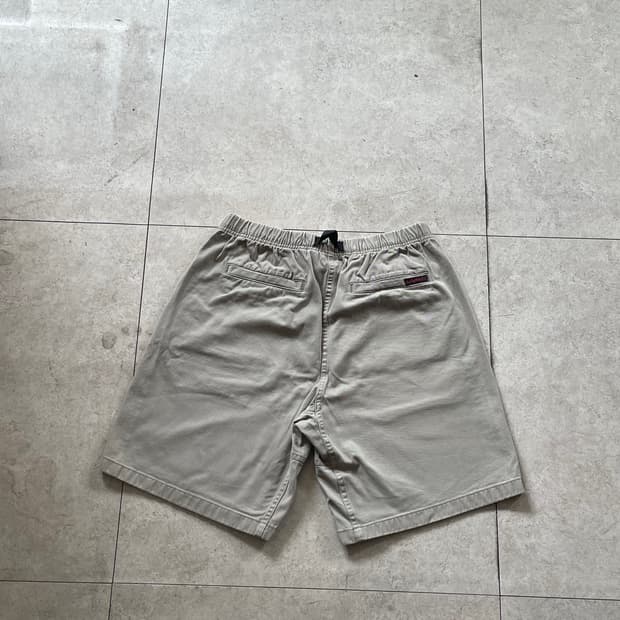 (Gramicci) 그라미치 그레이 반바지