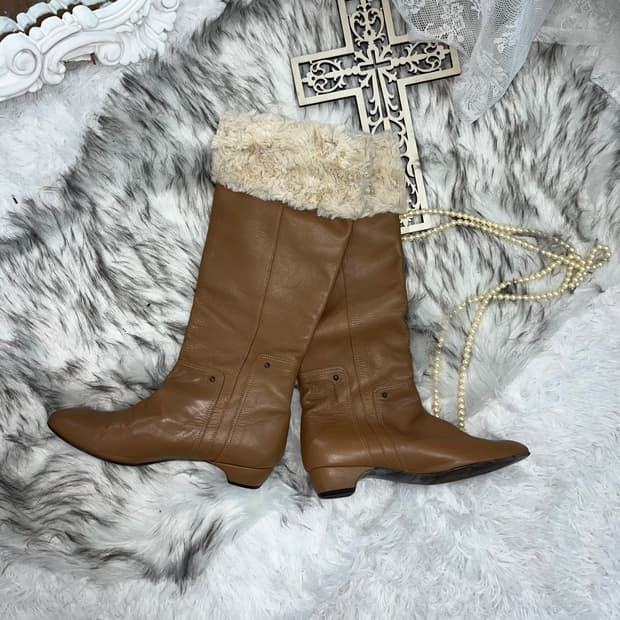 빈티지 브라운 레더 퍼부츠