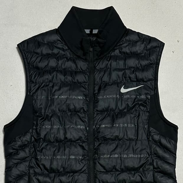 S 나이키 써마 핏 에어로프트 블랙 러닝 베스트