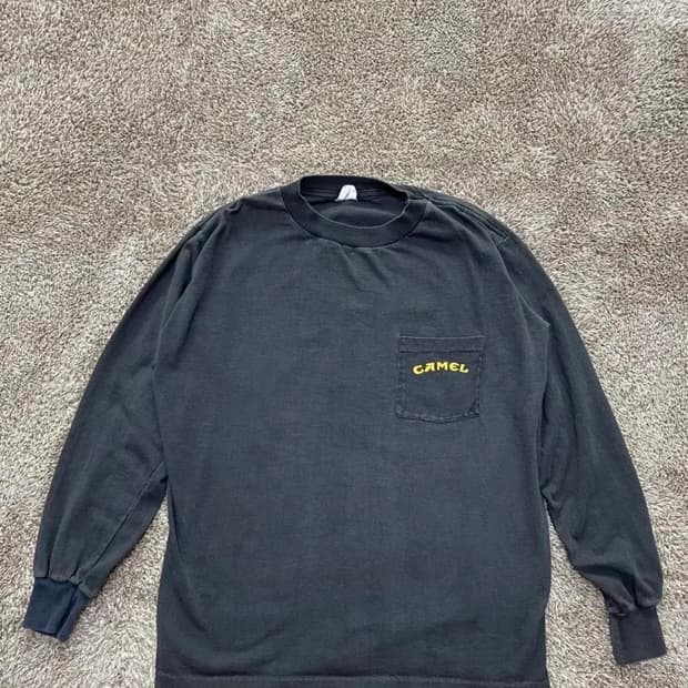 90s vintage camel long sleeve