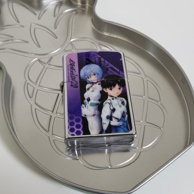 에반게리온 지포 라이터 신지, 레이