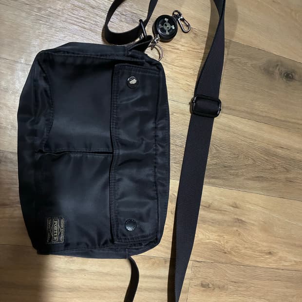 요시다 포터 탱거 숄더백