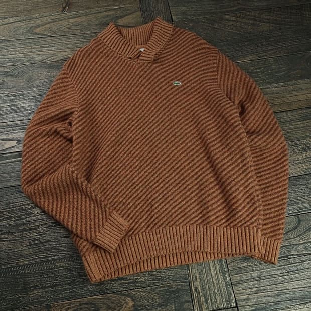 [라코스테] 로고 패치 숄카라 니트 M18803