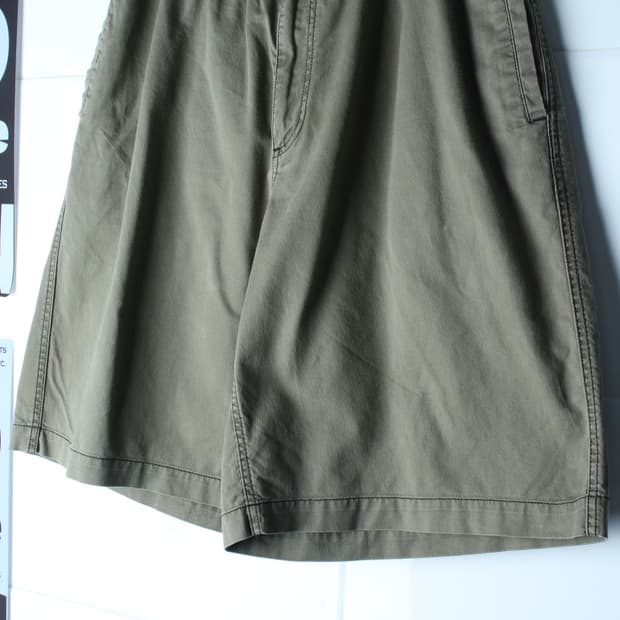 (L-XL) 유니클로 반바지 팬츠 마르니 협업 버뮤다 카키-P10736