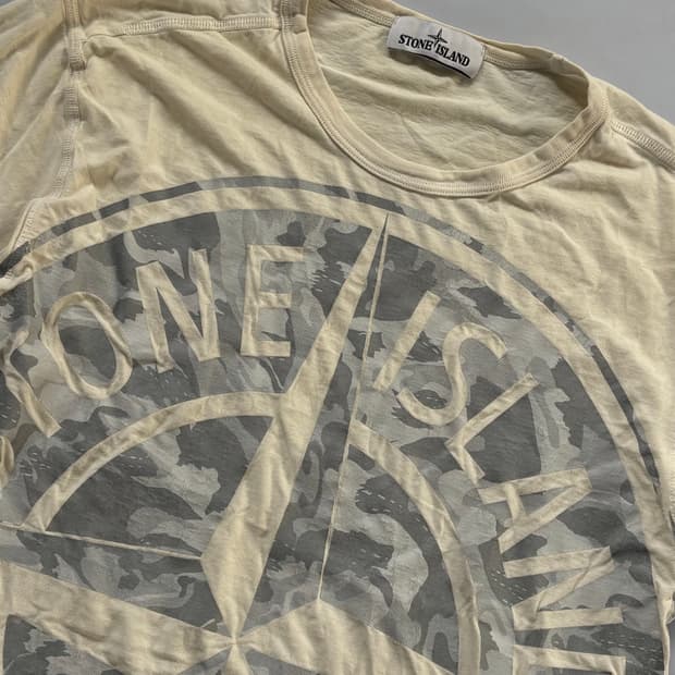 스톤아일랜드 반팔 티셔츠