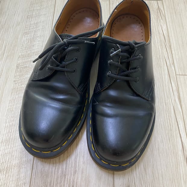닥터마틴 1461 3홀 스무스 260
