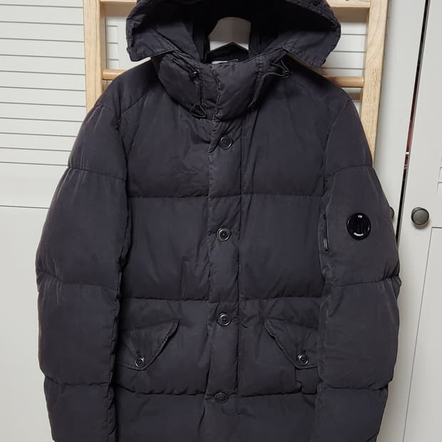 CP 컴퍼니 11주년 패딩 자켓