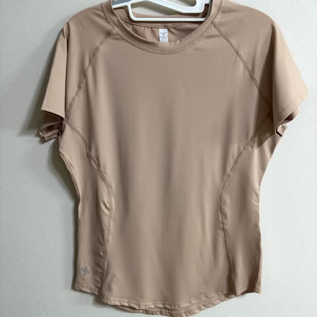 젝시믹스 아이스페더 숏슬리브 베이지