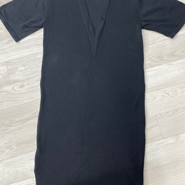 LE17SEPTEMBRE 르17셉템버 니트 원피스