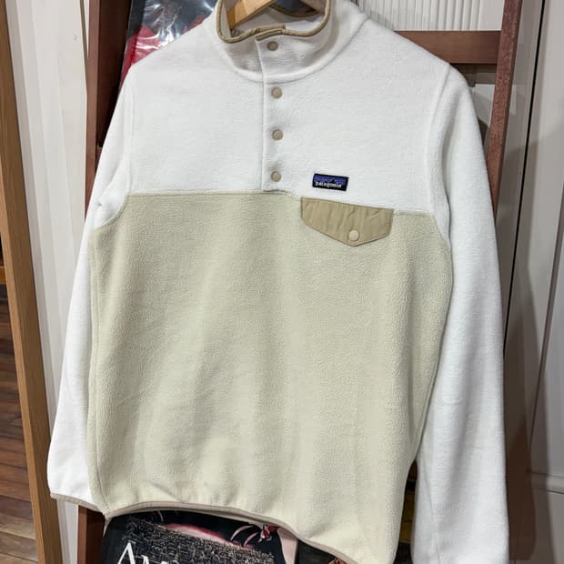 J5 파타고니아 신칠라 스냅T 플리스 M