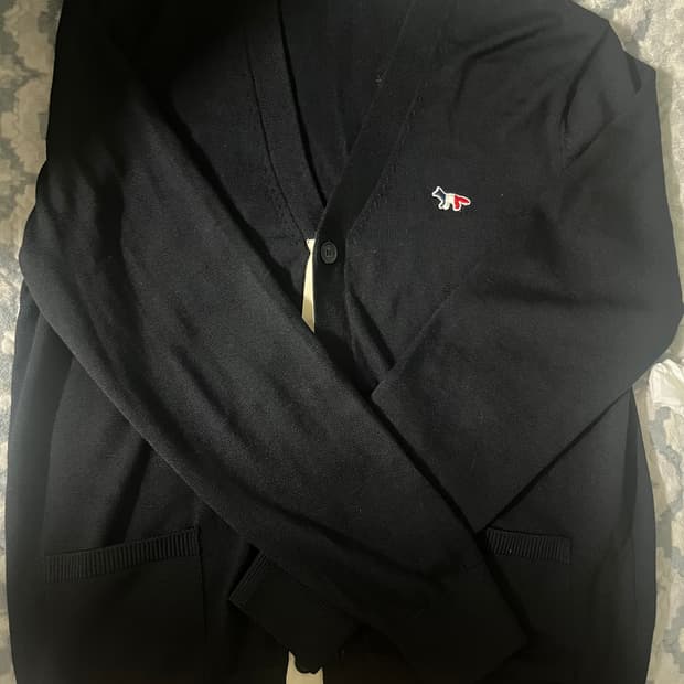 메종키츠네 가디건