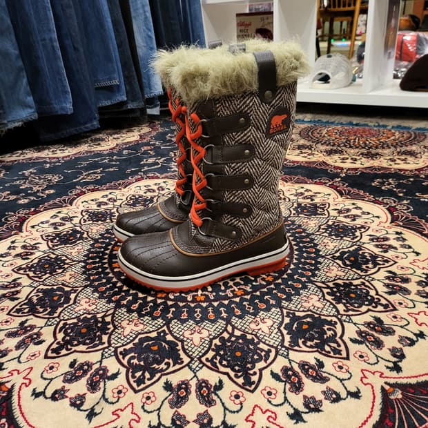 소렐 부츠 220m (UK3)