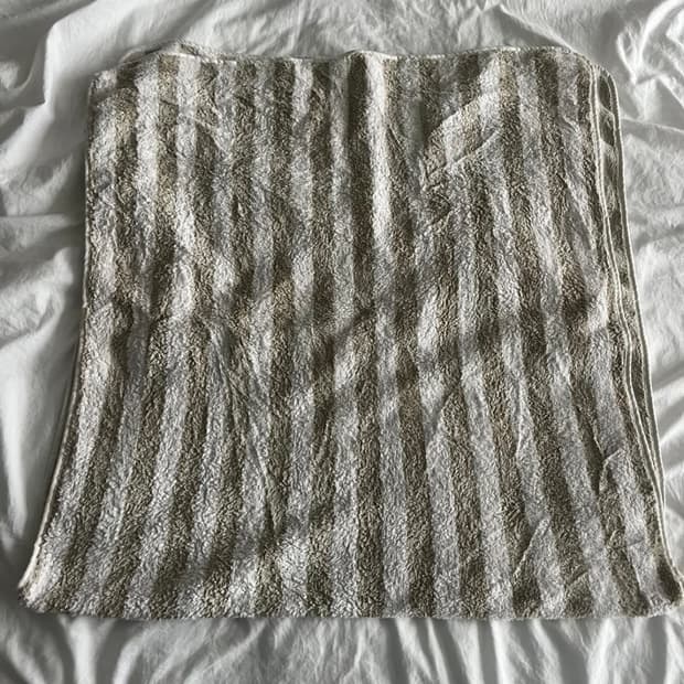 Comet 부드러운 스트라이프 바스타올 베이지 140X70