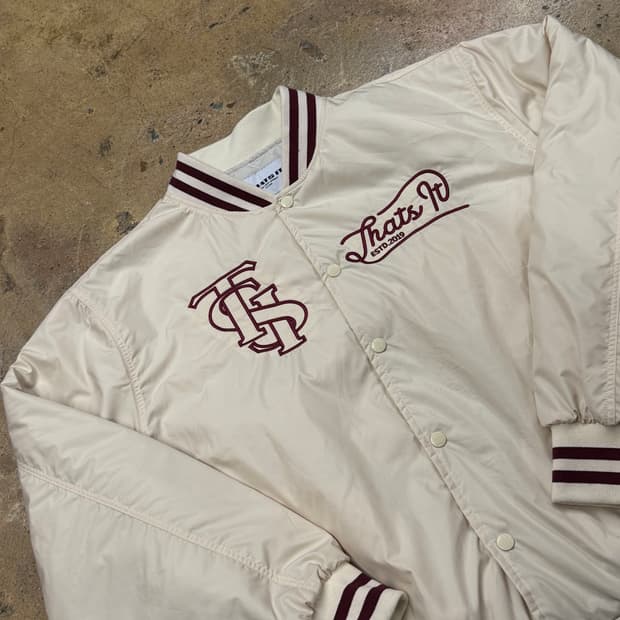 [정품/L] That's It 바시티 자켓 아이보리 b17