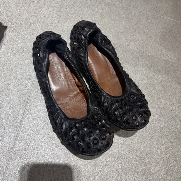 lanvin 스터드 플랫슈즈