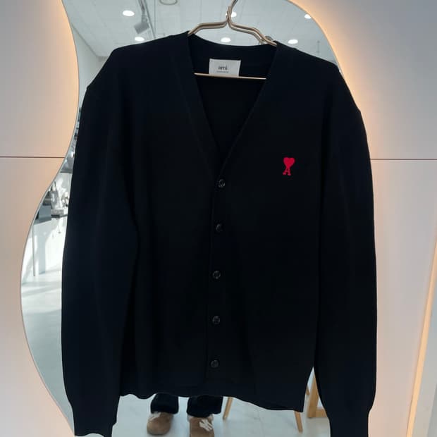 [정품] [새상품] 아미 스몰하트 가디건 남여공용