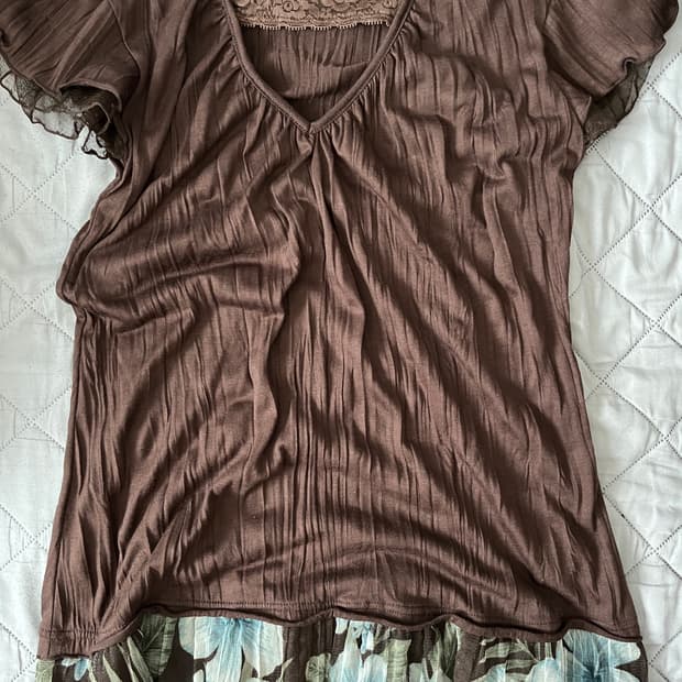 BROWN FLORAL HEM TUNIC TOP