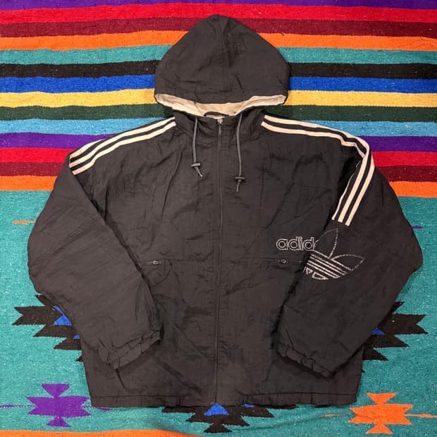 아디다스 올드스쿨 점퍼 110