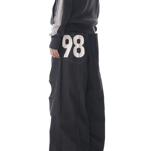 98 Printed Knee Pin-tuck Denim Pants 
