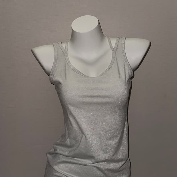 빈티지 그레이 글리터 레이어드디자인 슬리브리스