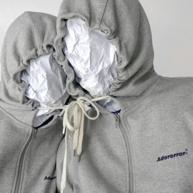 아더에러 후드집업