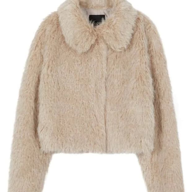 슬기 착용) 레이브 퍼 자켓