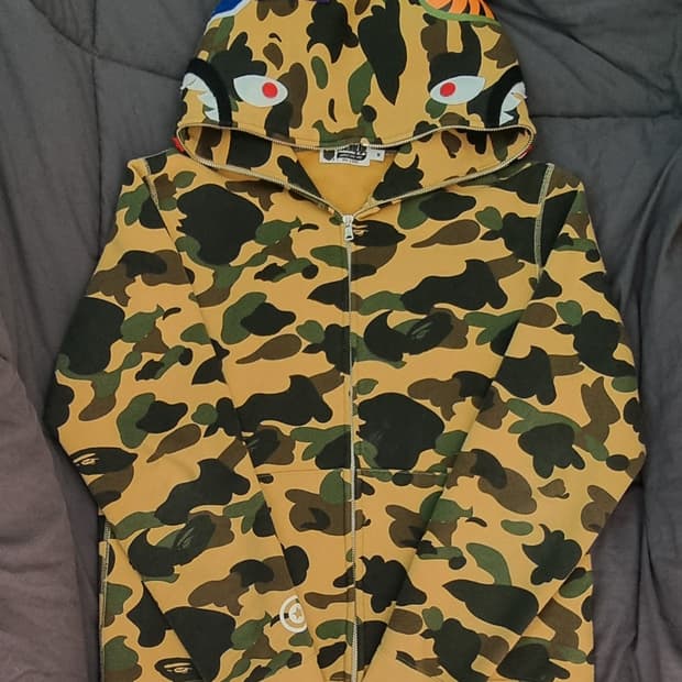 베이프 샤크 후드집업 황계 M