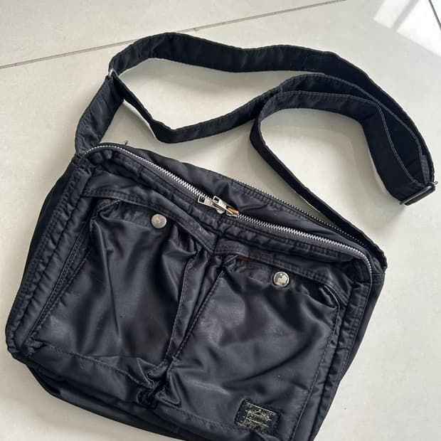 TANKER SHOULDER BAG 탱커 숄더백