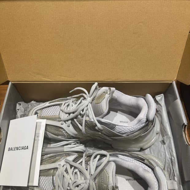 발렌시아가 트랙 43사이즈