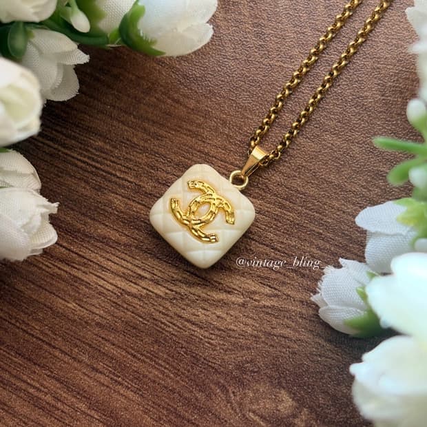 샤넬 통통 퀼팅 목걸이