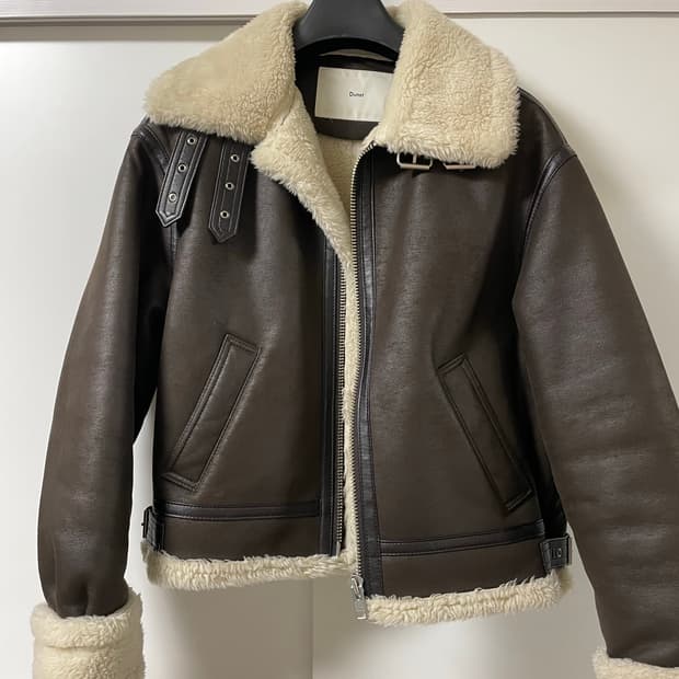 던스트 무스탕 S