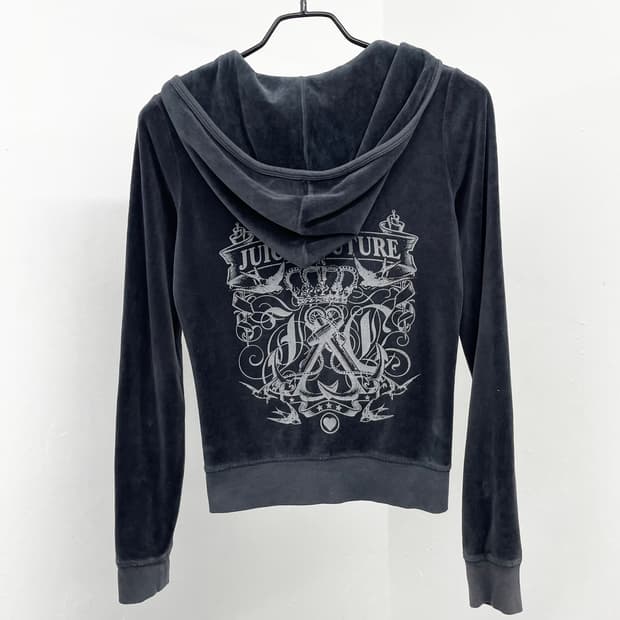 쥬시꾸뛰르 차콜 로고 벨로아 후드집업 