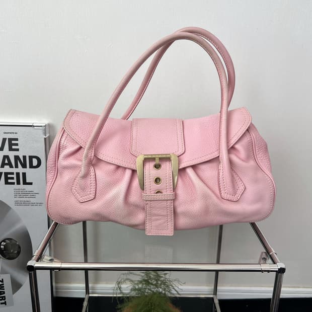 셀린느 마카담 버클 숄더백