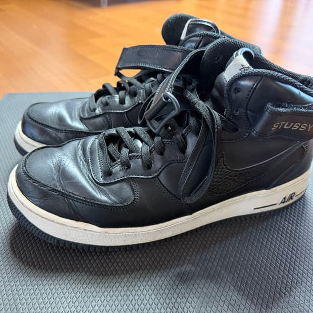 나이키X스투시 에어포스 1 미드