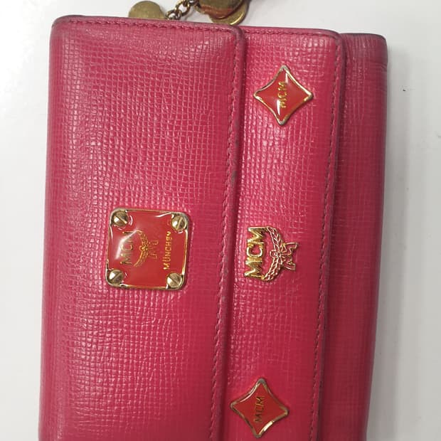 MCM 핑크색 지갑