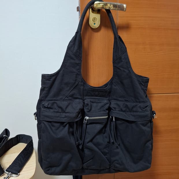 벨리에 오피서 프로치다백 블랙