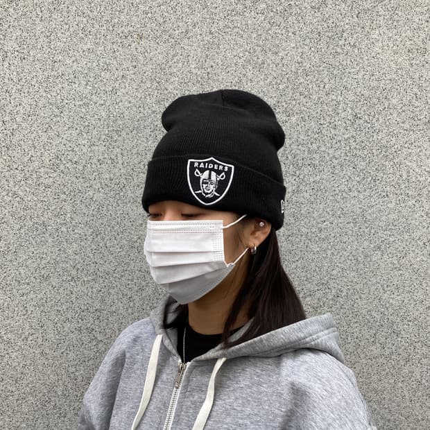 뉴에라(New Era) NFL 라스베이거스 레이더스 커프 비니 - 블랙
