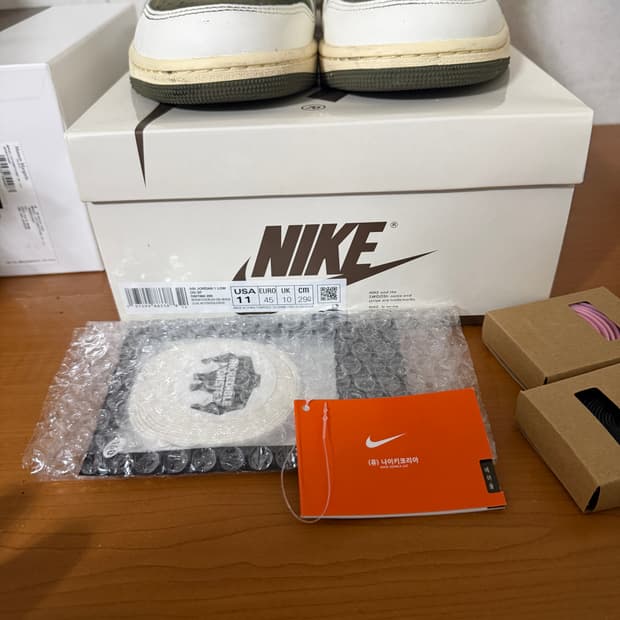 290 조던1x트래비 스캇 레트로 로우 OG SP 리버스 올리브