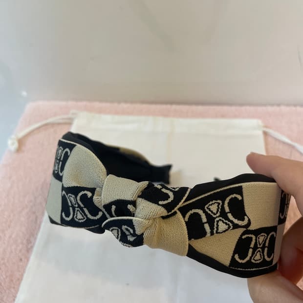 셀린느 꼬임 머리띠