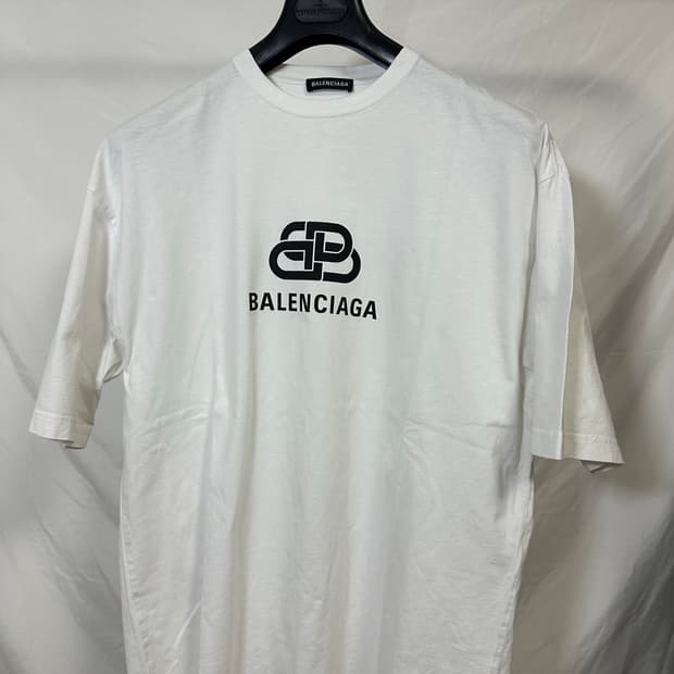 발렌시아가 BB로고 반팔 화이트 (S/103)