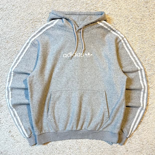 아디다스 ADIDAS 사이드라인 부클 후드티 그레이