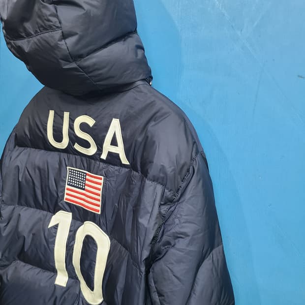 30살쯤 성조기 폴로 오리털푸퍼패딩