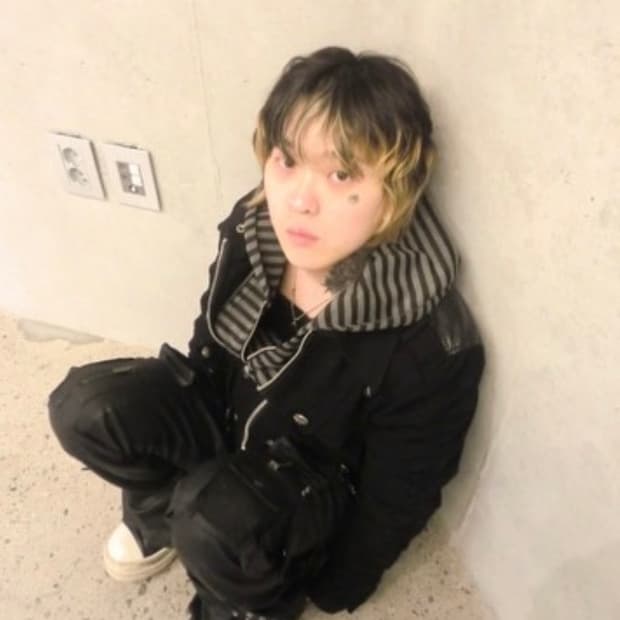 레이어드 후드 더블버튼 바이커 자켓