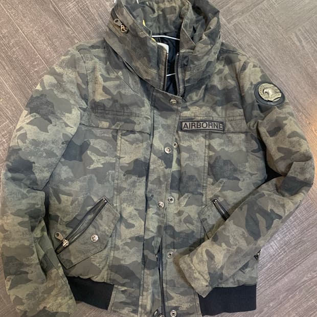 밀리터리 패딩집업