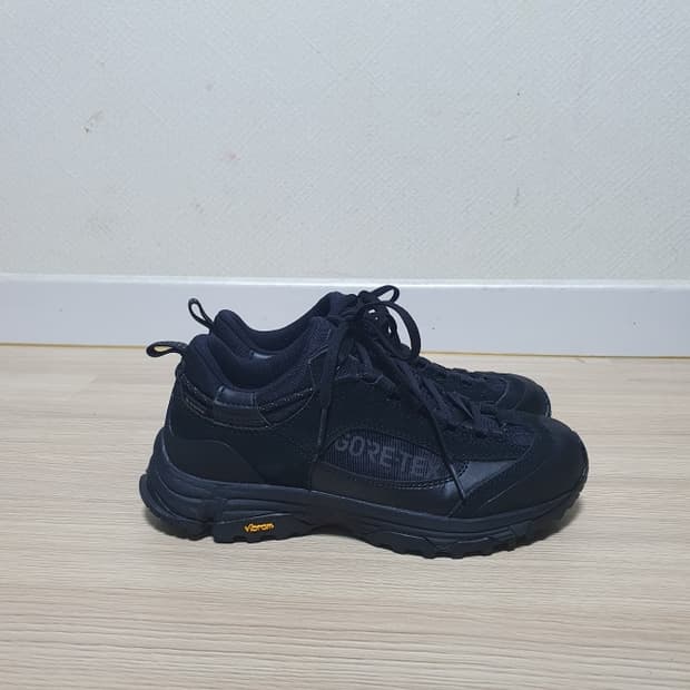 코오롱스포츠 고어텍스 트레킹화 245