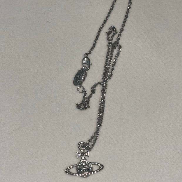 비비안웨스트우드 메이페어 바스 릴리프 목걸이