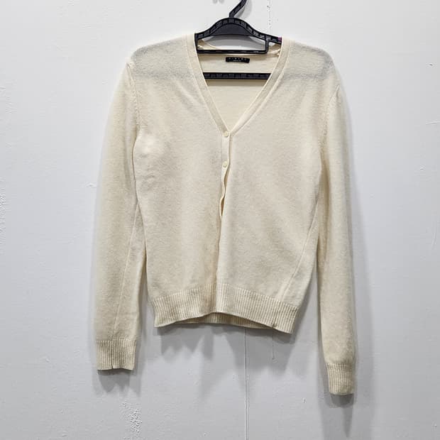 시슬리 아이보리 브이넥 가디건