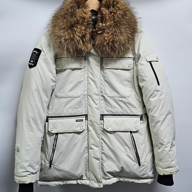 디스커버리 고어윈드스토퍼 구스패딩 90 고준희패딩