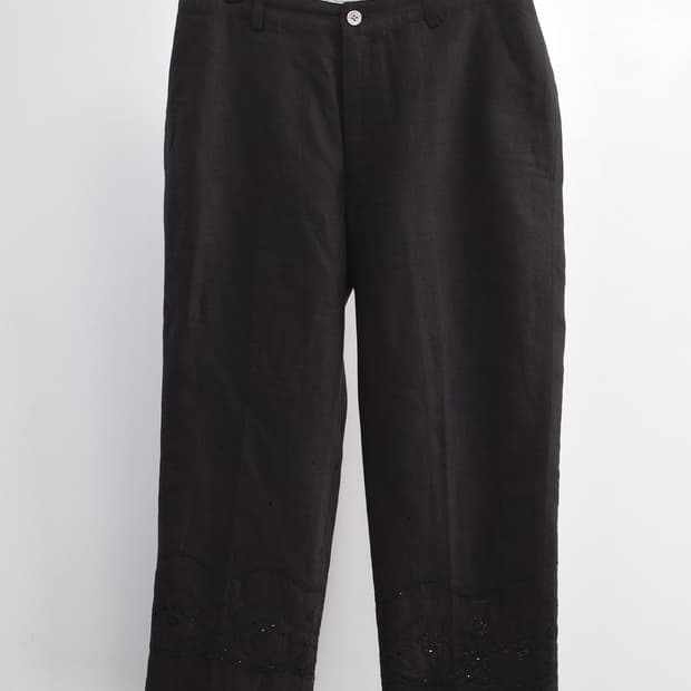 Mademoiselle NON NON